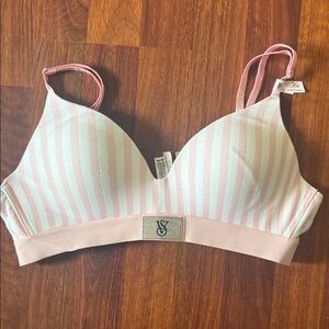 NWT Victoria's Secret Pink & White Striped Wireless Bra - 36B